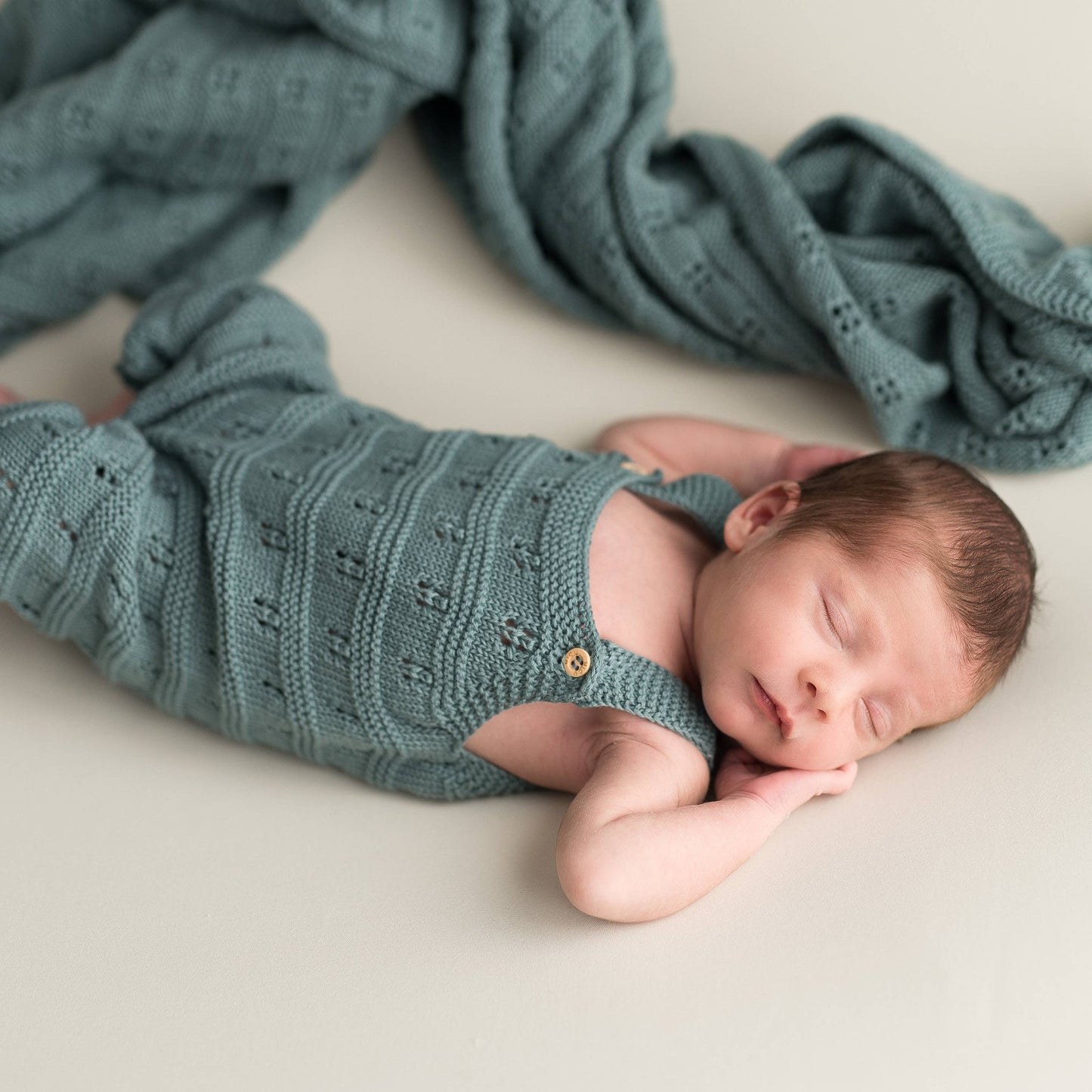 Baby blanket openwork jeans