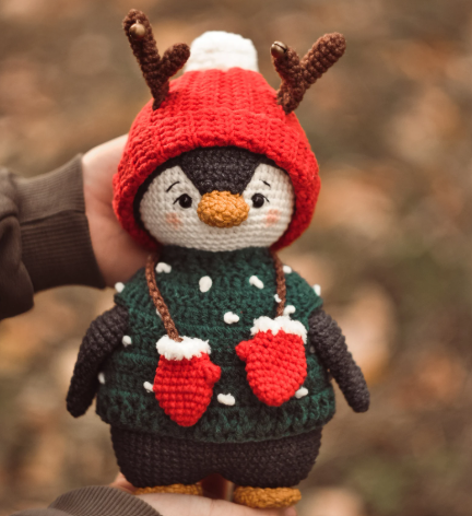 Adiko Kids - Amigurumi Christmas Penguin Cuddly Friend