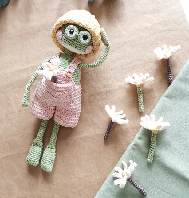 Adiko Kids - Amigurumi Froggy Cuddly Friend
